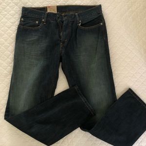 Levi’s 514 Slim Straight Fit Jeans